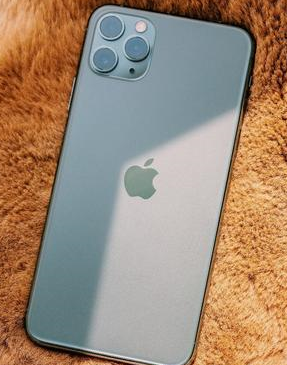 横县苹果维修点分享iPhone 11 Pro Max电池发烫特殊问题 